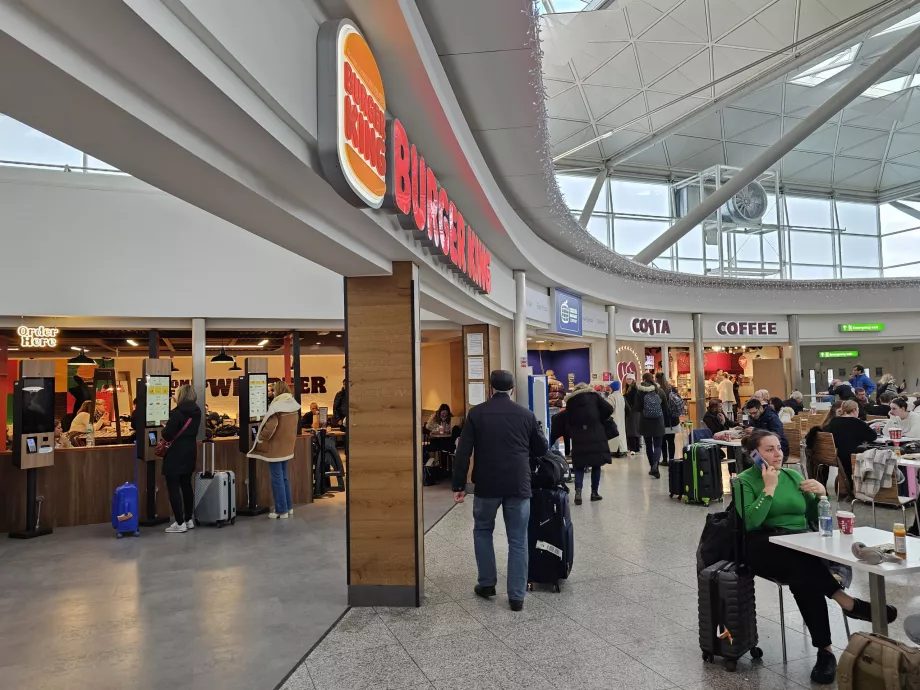 Food Court, hala przylotów