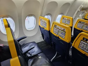 Fotele Ryanair, Boeing 737 MAX 8