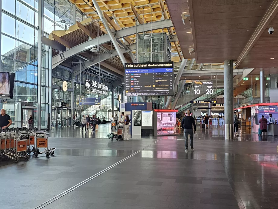 Wejście na stację kolejową - Oslo Lufthavn