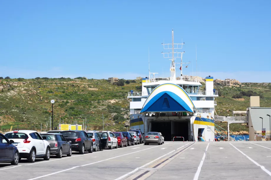 Prom samochodowy na Gozo