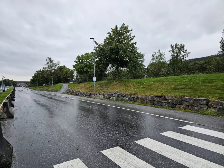 Wskazówki dojazdu do przystanku autobusowego w kierunku Molde