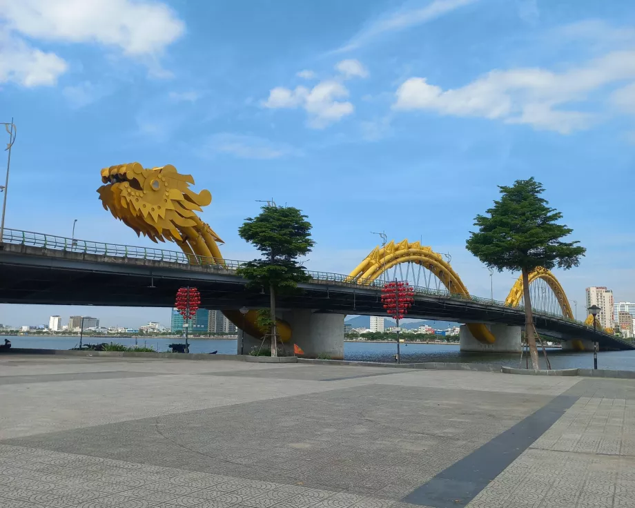 Dragon Bridge, , Da Nang, Wietnam