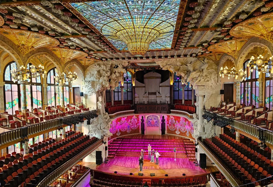 Palau de la Música Catalana, wnętrze