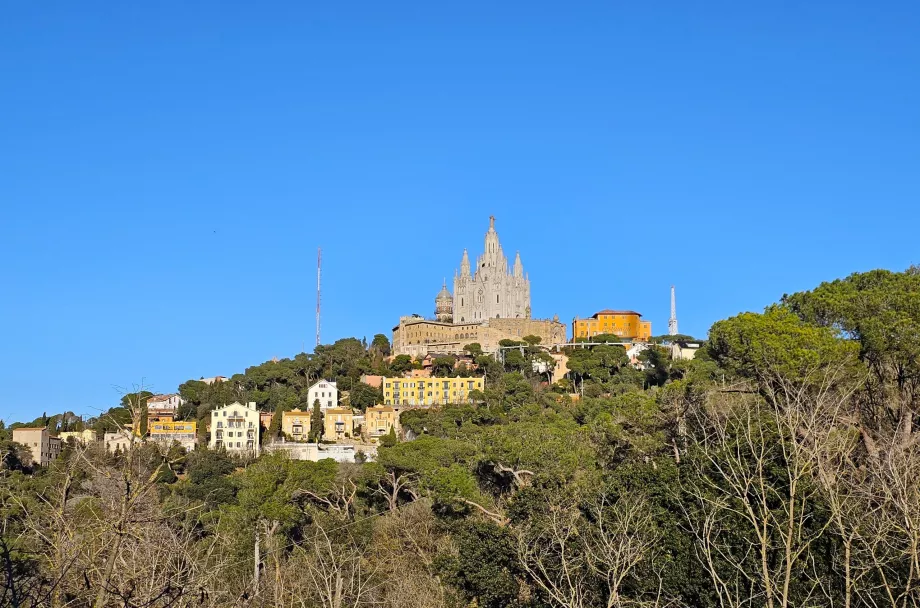 Widok na kościół Tibidabo