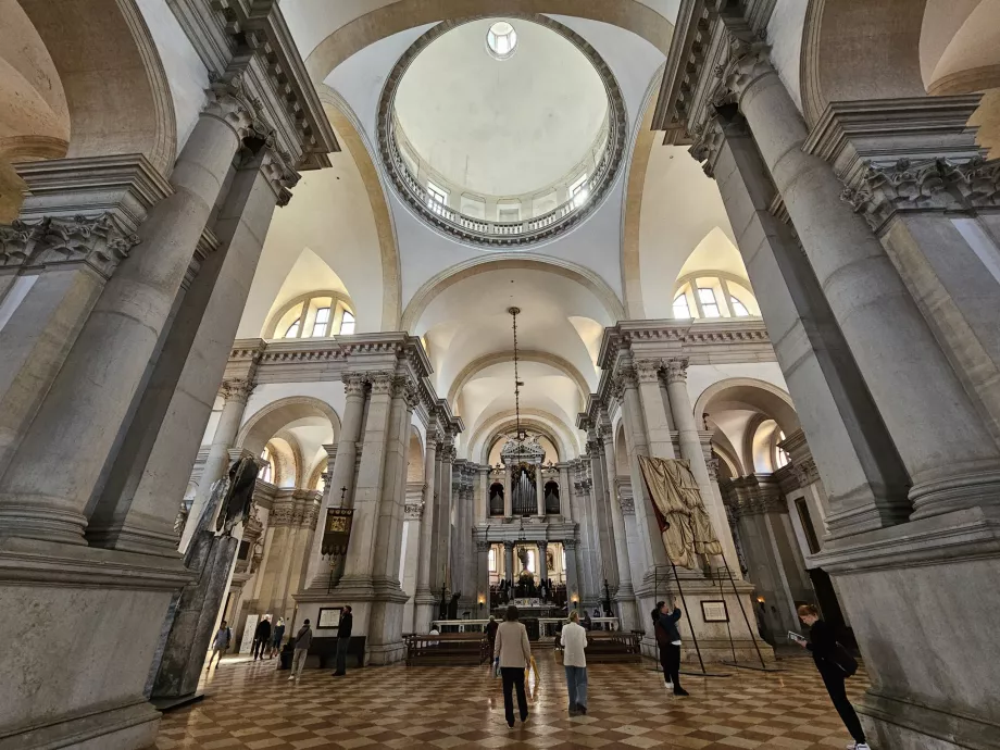 San Giorgio Maggiore, wnętrze