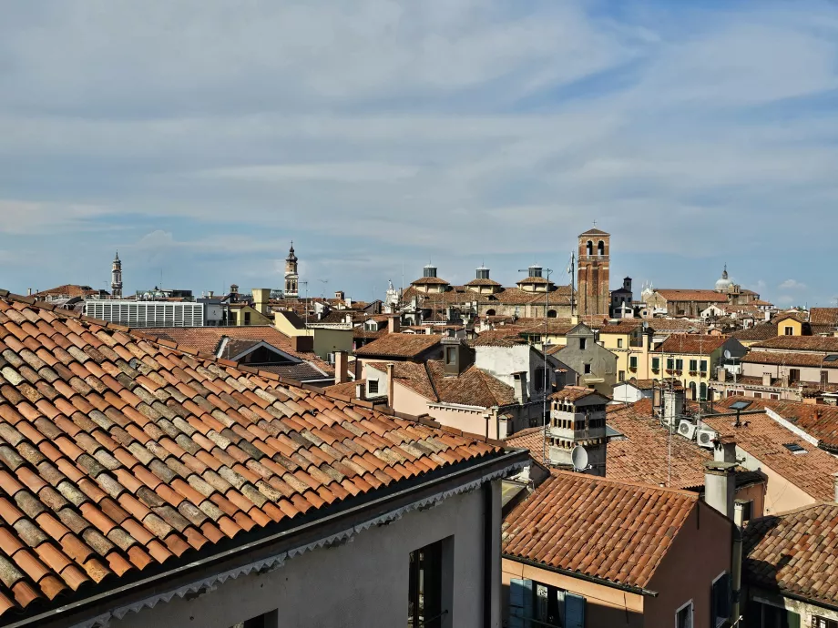 Widok z Palazzo Contarini del Bovolo