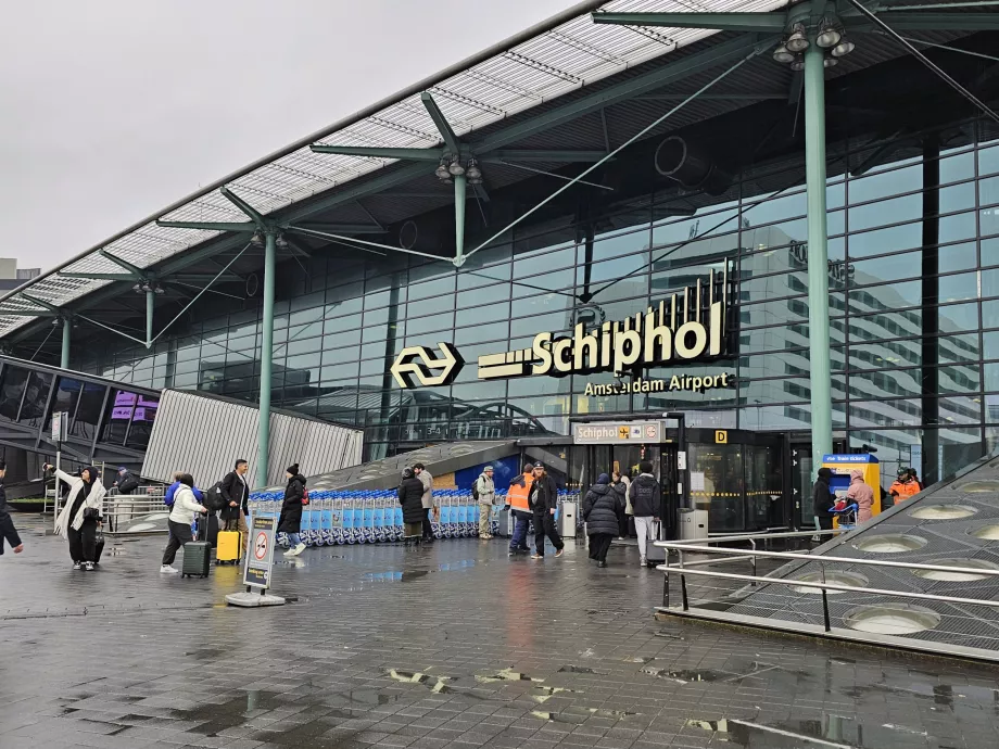 Lotnisko Schiphol, terminal główny