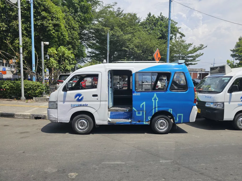 Minibus TransJakarta