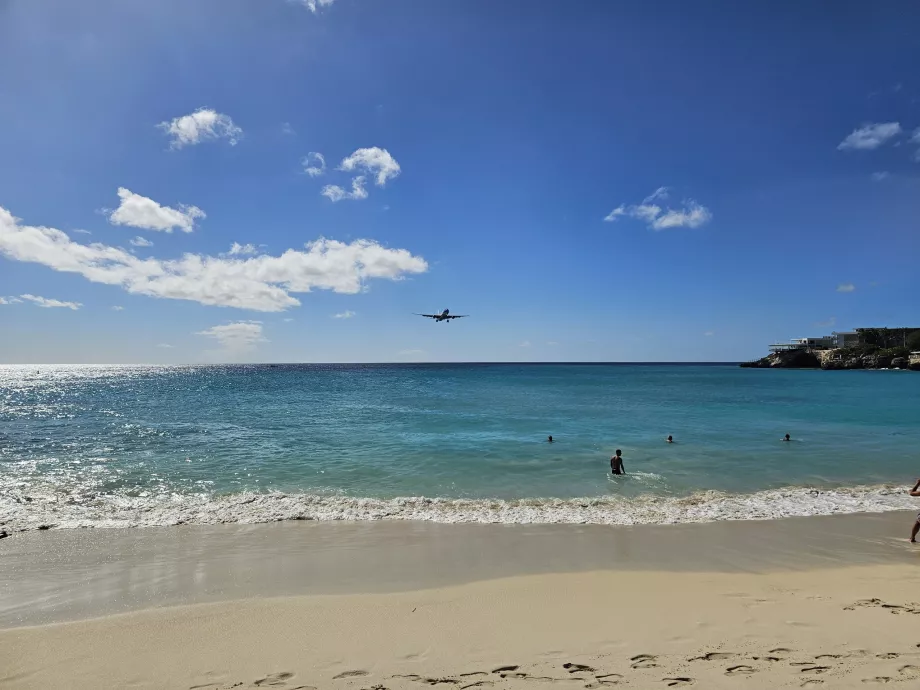 Zbliżanie się samolotu do lotniska SXM