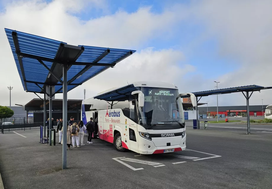 Autobus do centrum Paryża