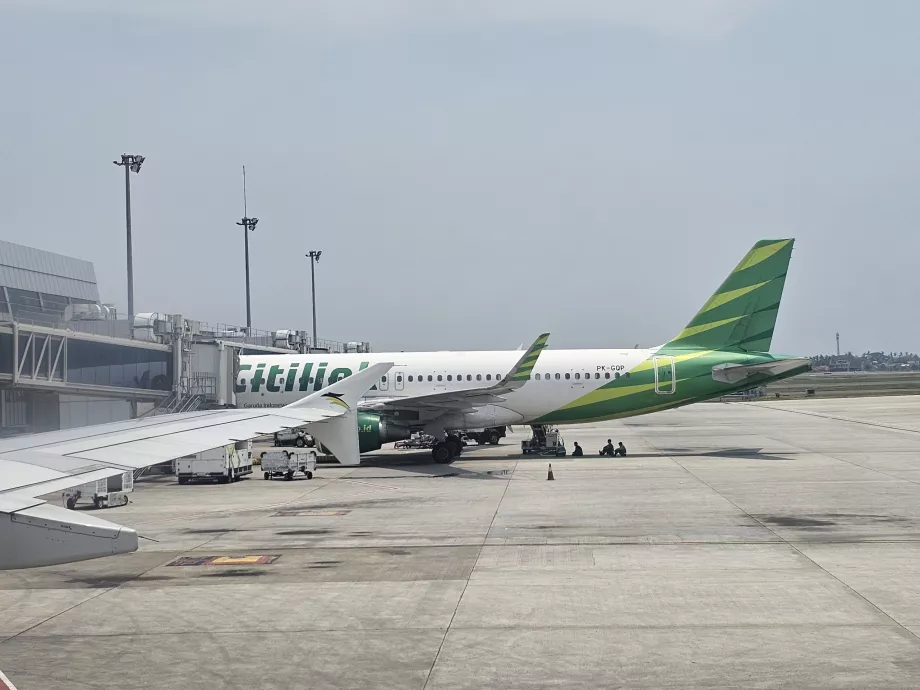 Airbus A320 Citilink na lotnisku CGK w Dżakarcie