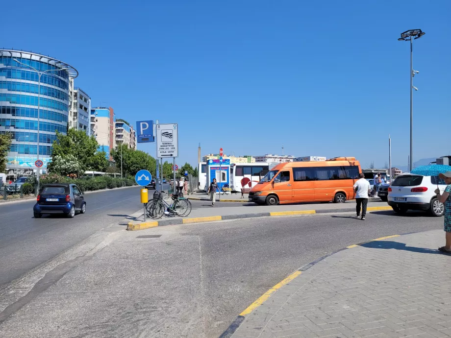 Główny krajowy dworzec autobusowy Jug-Veri