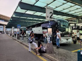 Przystanki autobusowe w kierunku Mediolanu