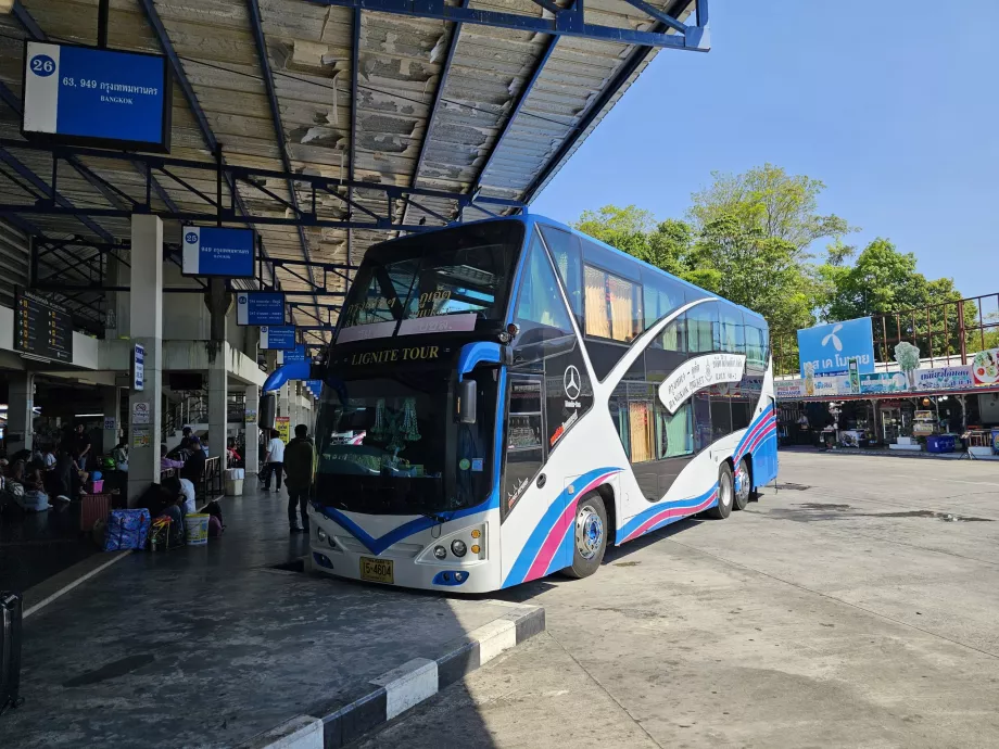 Terminal autobusowy 2, autobus do Bangkoku