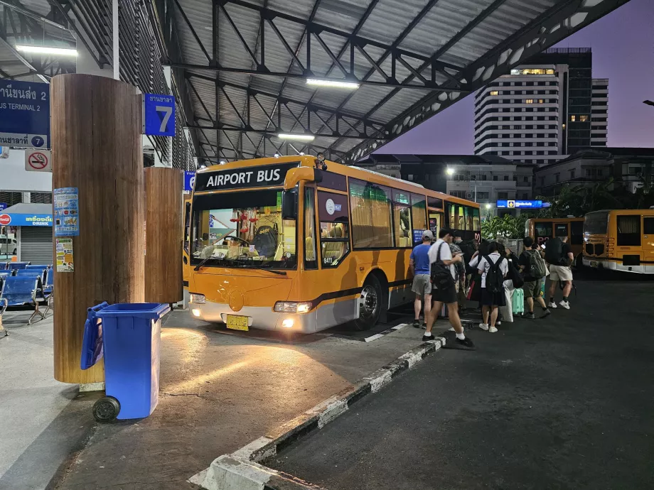 Autobus na lotnisko Phuket