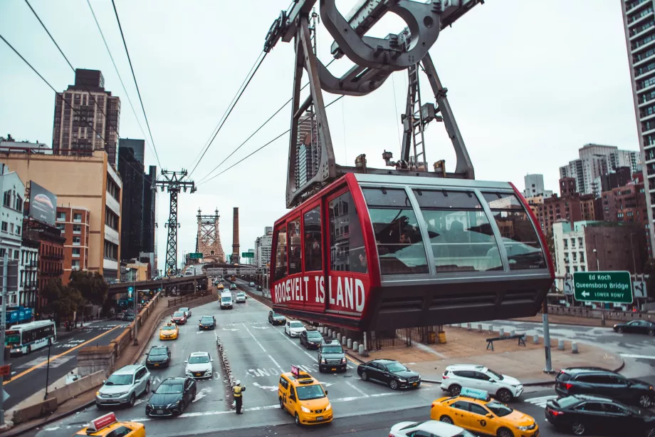 Kolejka linowa na Roosevelt Island w Nowym Jorku