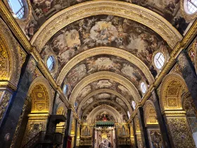 Malowidła sufitowe, katedra św. Jana