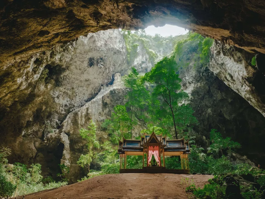 Jaskinia Phraya Nakhon