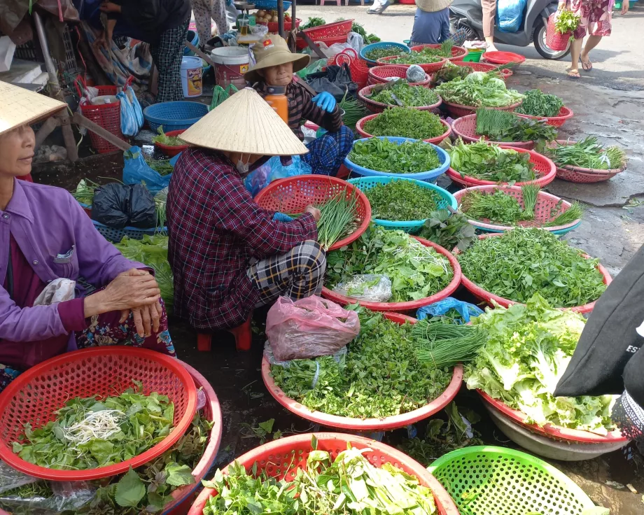 Poranny targ, Hoi An, Wietnam